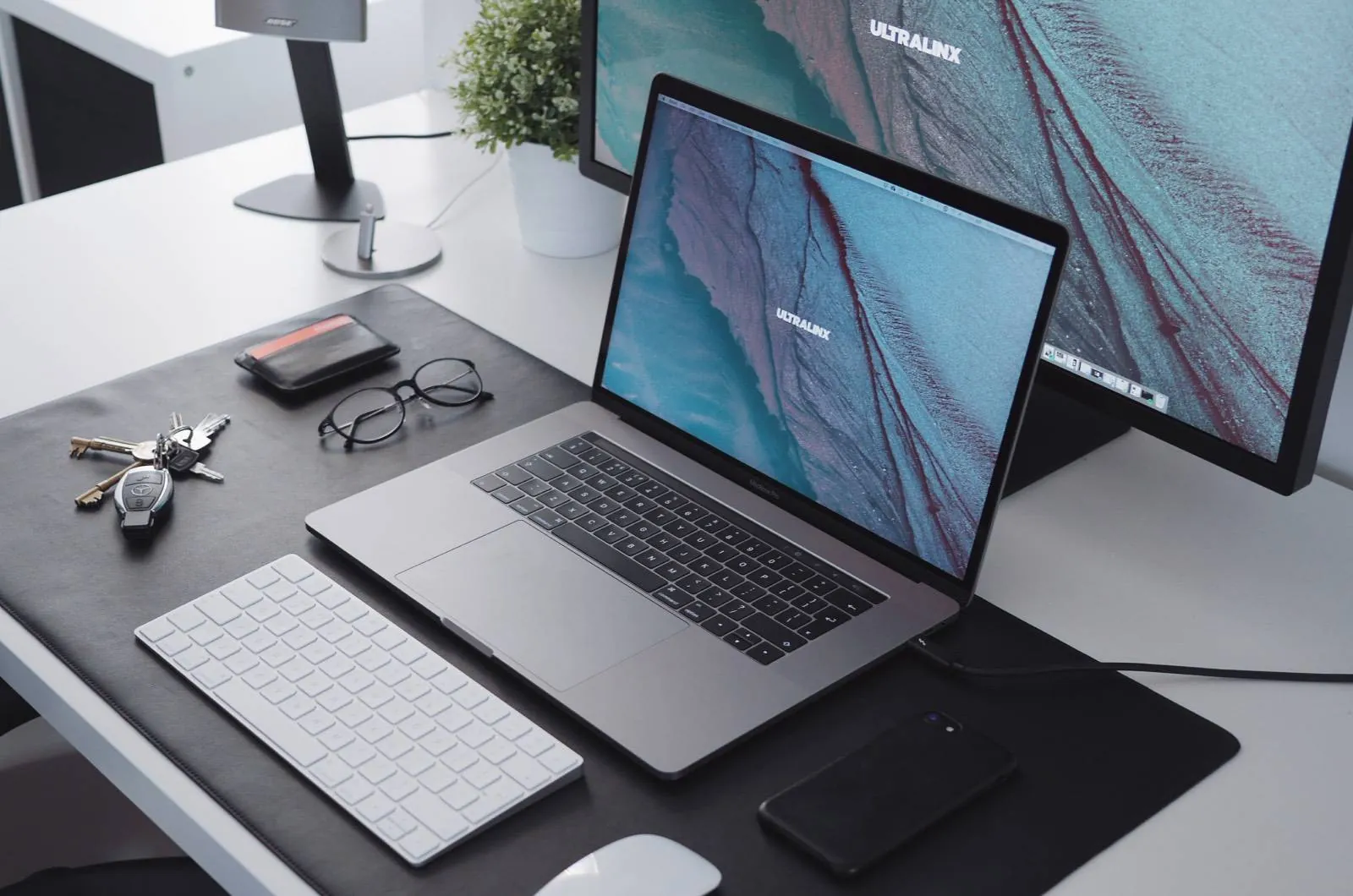 Top 15 The Best Password Managers to Secure Your Digital Life in 2021