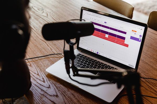 Psst…You’re Missing Out on the Era of Big Podcasting: Here Are the Best Podcast Hosting Sites